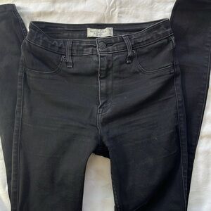 Abercrombie & Fitch "The Jean Legging" High Rise